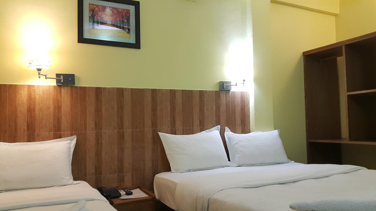 Hotel Bishram Покхара Екстер'єр фото